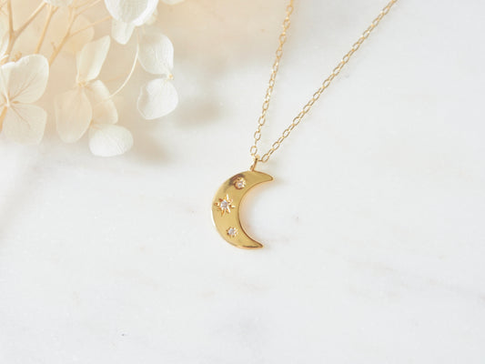 Dainty Moon Charm Necklace