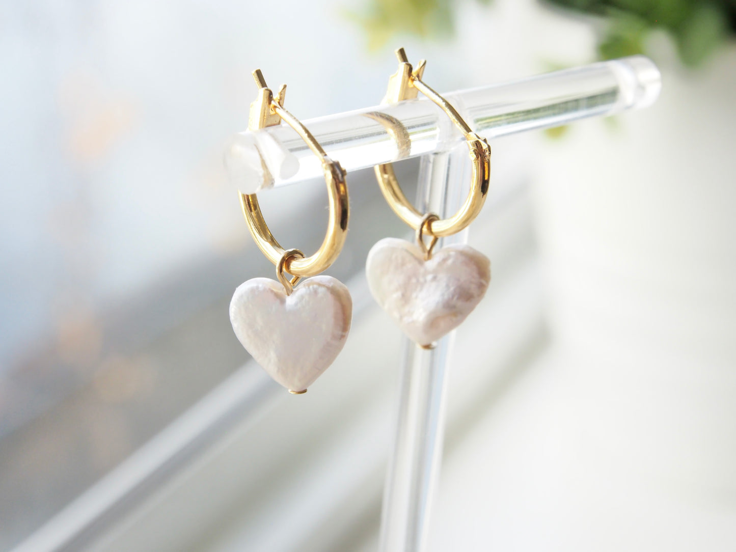 Amelia Two-way Heart Pearl Hoop