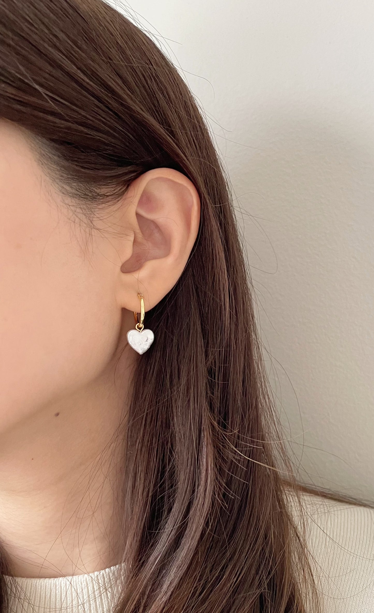 Amelia Two-way Heart Pearl Hoop