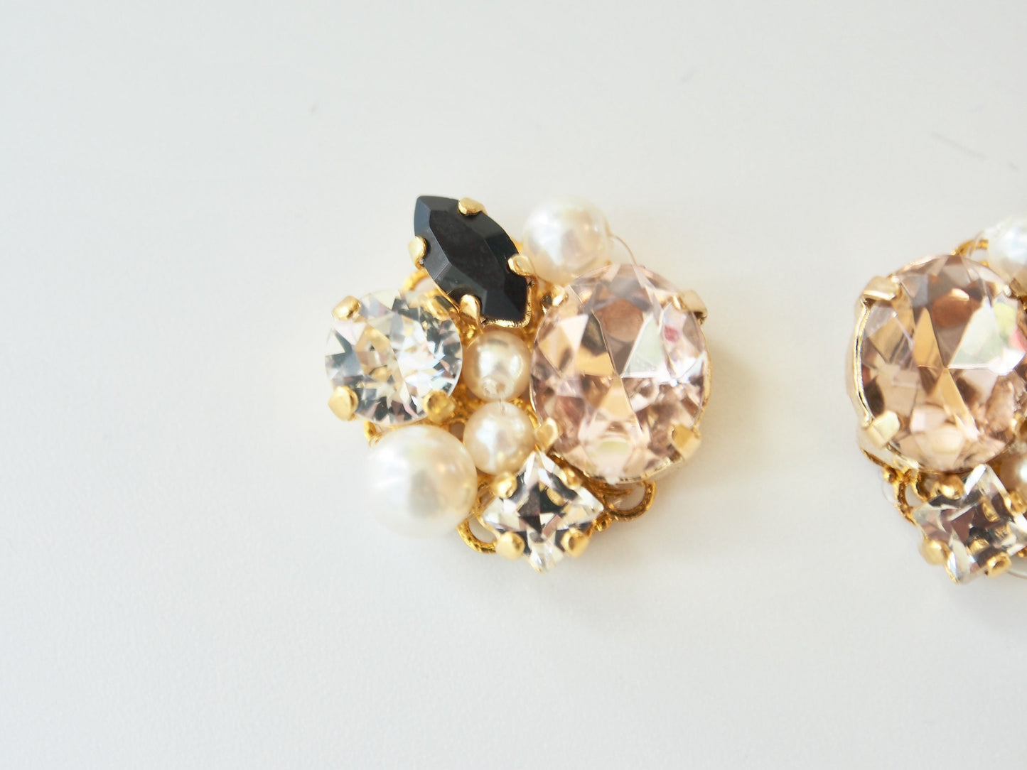 Louise Vintage Crystal Cluster Black x Pink