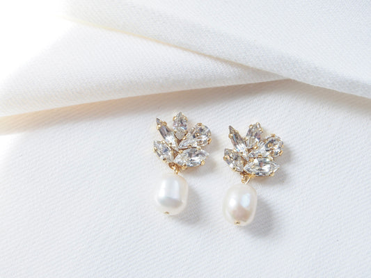 Clair Swarovski Freshwater Pearl Dangle
