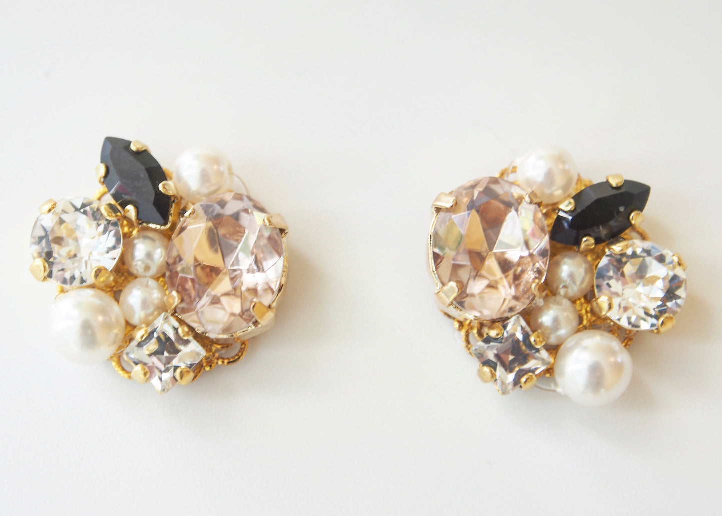 Louise Vintage Crystal Cluster Black x Pink