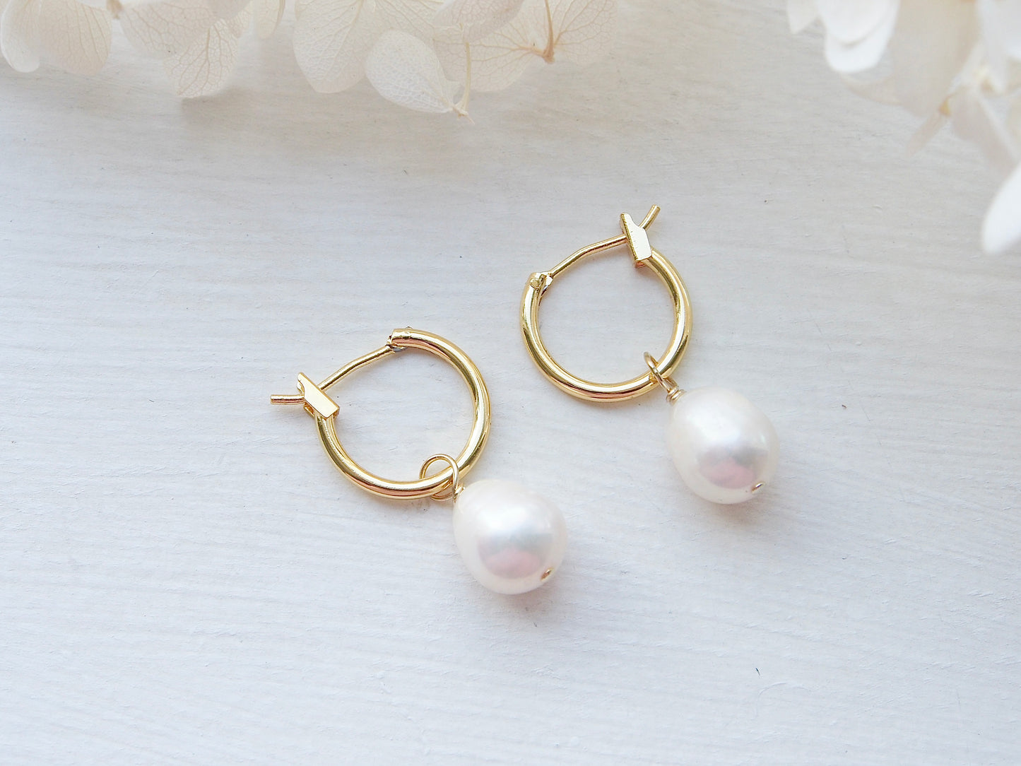 Jenny Two-way Pearl Hoop